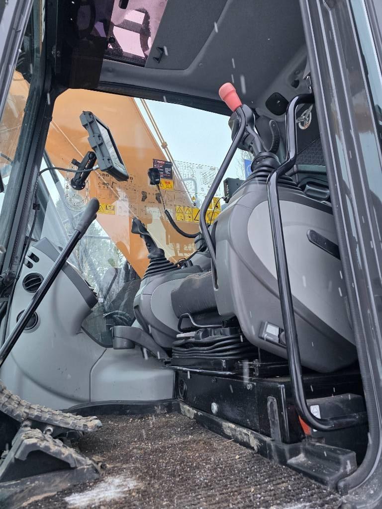 CASE CX 245 D SR Novatron 3D Telakaivukoneet