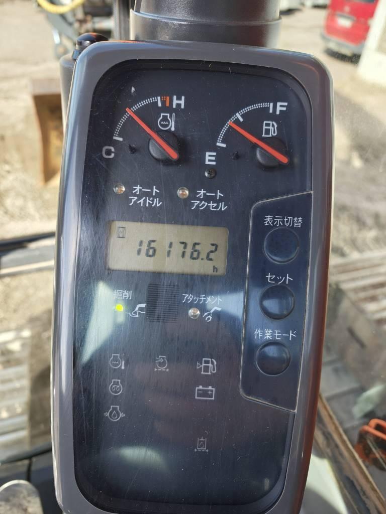 Hitachi ZX 120, MYYTY Telakaivukoneet