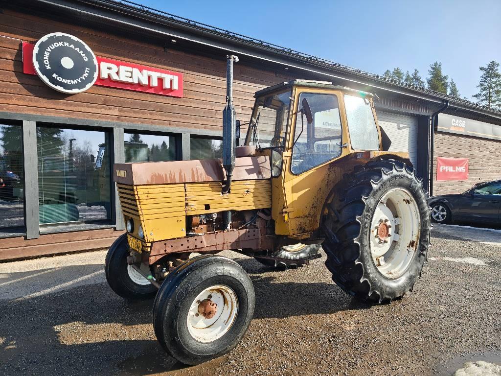 Valmet 702 Traktorit