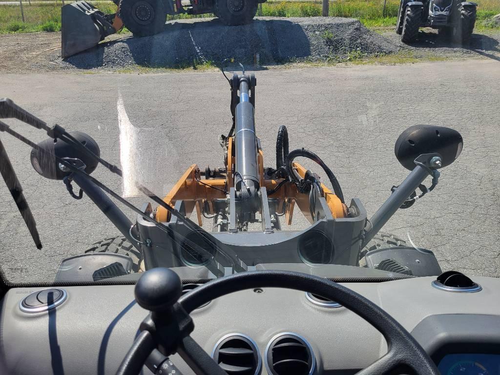 Case IH 221 F Pyöräkuormaajat