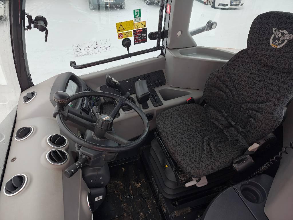 CASE 221 F Pyöräkuormaajat