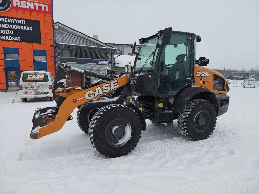 CASE 221 F Pyöräkuormaajat
