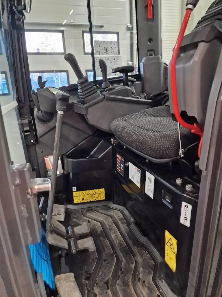 CASE CX 18 D Minikaivukoneet < 7t