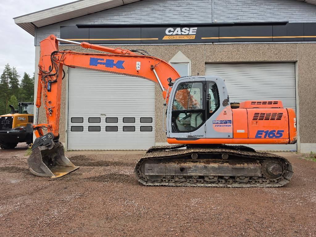 Fiat-Kobelco E 165 Telakaivukoneet